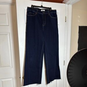 listing-status-banner